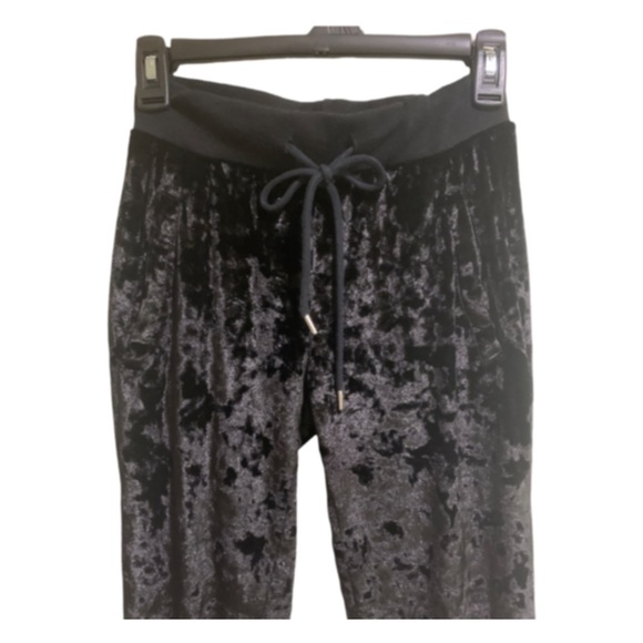 2/$30 REDFOX Joggers Black drawstring waist velvet joggers side pockets Size S - Picture 2 of 11